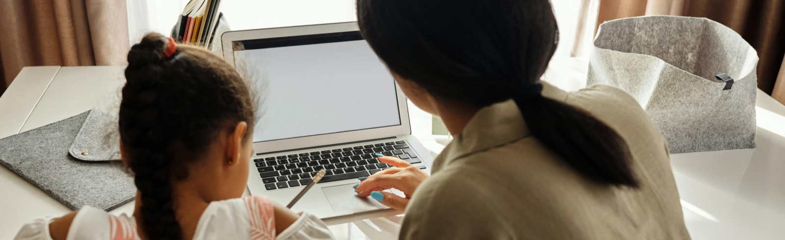 Student Learning Online